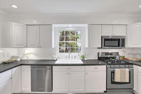 Tiny photo for 4375 Castleton Road, Upper Arlington, OH 43220 (MLS # 226029178)