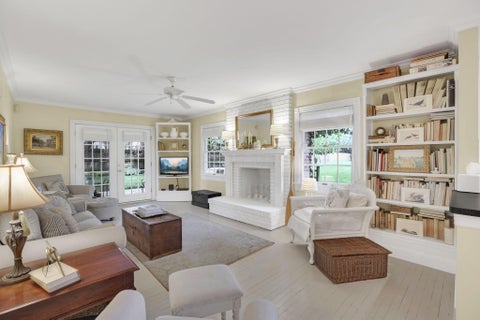 Tiny photo for 4375 Castleton Road, Upper Arlington, OH 43220 (MLS # 226029178)
