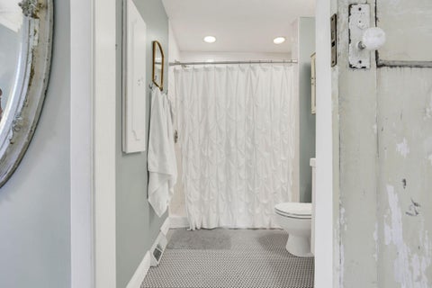 Tiny photo for 4375 Castleton Road, Upper Arlington, OH 43220 (MLS # 226029178)