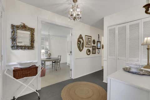 Tiny photo for 4375 Castleton Road, Upper Arlington, OH 43220 (MLS # 226029178)