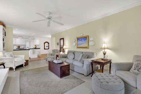 Tiny photo for 4375 Castleton Road, Upper Arlington, OH 43220 (MLS # 226029178)