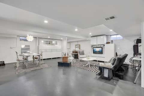 Tiny photo for 4375 Castleton Road, Upper Arlington, OH 43220 (MLS # 226029178)