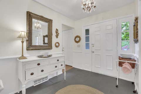 Tiny photo for 4375 Castleton Road, Upper Arlington, OH 43220 (MLS # 226029178)