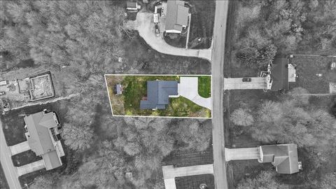 Tiny photo for 353 Valleybrook Circle, Howard, OH 43028 (MLS # 226012311)