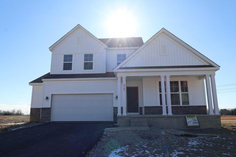 Photo of 3761 Colts Reign Drive, Powell, OH 43065 (MLS # 226000122)