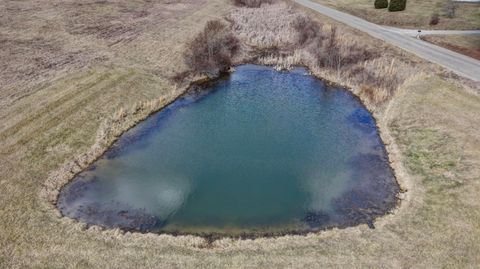 Tiny photo for 6040 Pinecrest Drive, Zanesville, OH 43701 (MLS # 226007009)