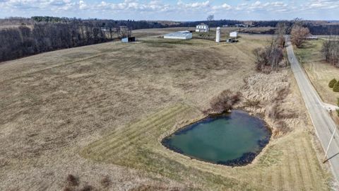 Tiny photo for 6040 Pinecrest Drive, Zanesville, OH 43701 (MLS # 226007009)