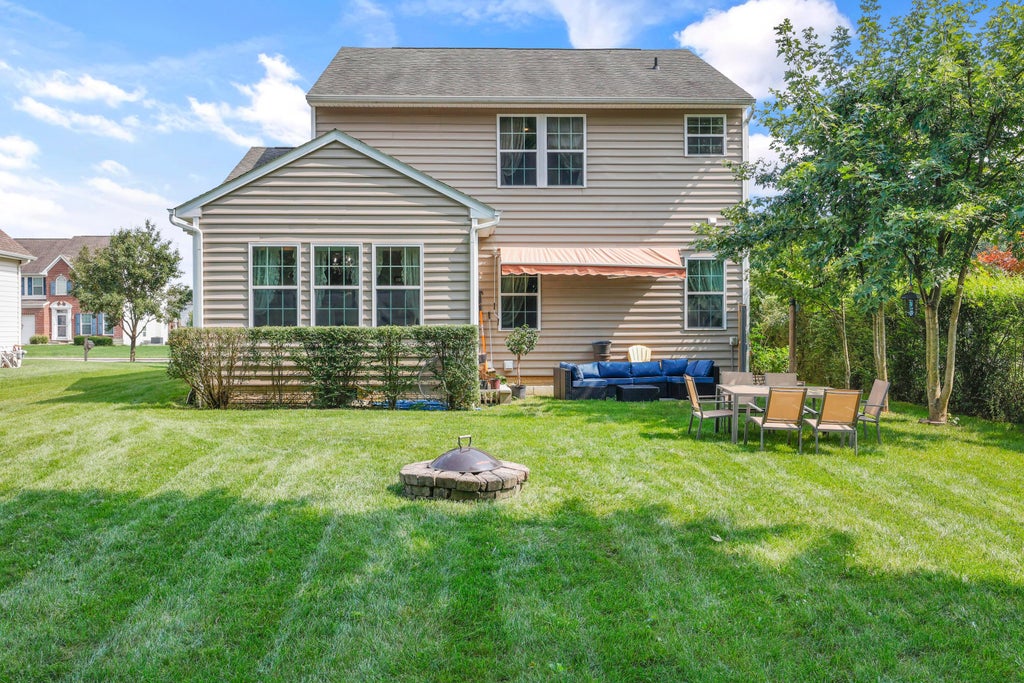 Photo of 130 Royalty Drive, Etna, OH 43062 (MLS # 226037269)