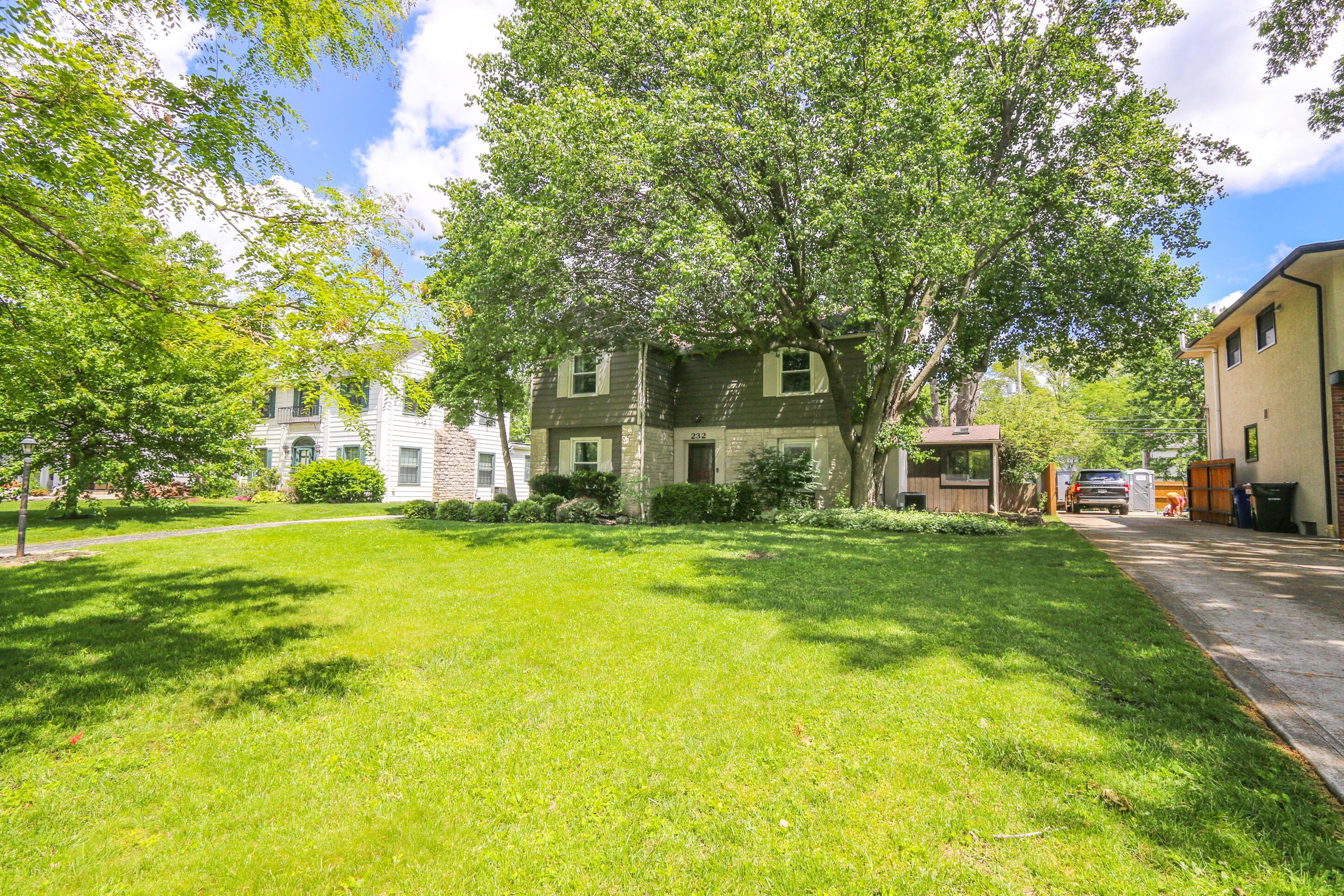 232 Eastmoor Boulevard