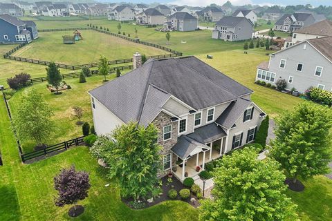 Tiny photo for 727 Regency Bend, Delaware, OH 43015 (MLS # 226028110)