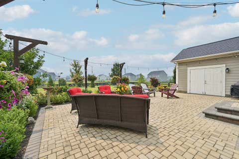 Tiny photo for 727 Regency Bend, Delaware, OH 43015 (MLS # 226028110)