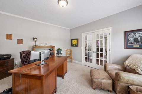 Tiny photo for 727 Regency Bend, Delaware, OH 43015 (MLS # 226028110)