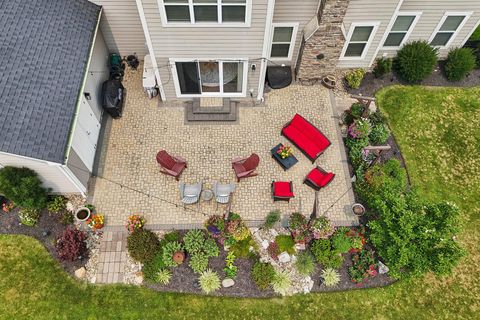 Tiny photo for 727 Regency Bend, Delaware, OH 43015 (MLS # 226028110)
