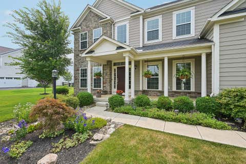 Tiny photo for 727 Regency Bend, Delaware, OH 43015 (MLS # 226028110)