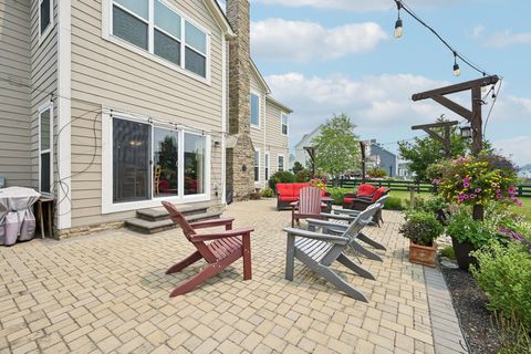 Tiny photo for 727 Regency Bend, Delaware, OH 43015 (MLS # 226028110)