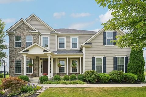Tiny photo for 727 Regency Bend, Delaware, OH 43015 (MLS # 226028110)