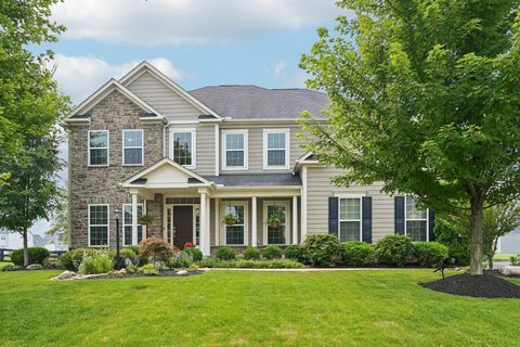 Photo of 727 Regency Bend, Delaware, OH 43015 (MLS # 226028110)