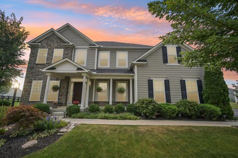 Tiny photo for 727 Regency Bend, Delaware, OH 43015 (MLS # 226028110)