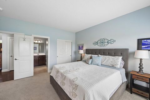 Tiny photo for 727 Regency Bend, Delaware, OH 43015 (MLS # 226028110)