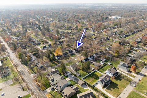 Tiny photo for 2135 Wesleyan Drive, Columbus, OH 43221 (MLS # 225044211)