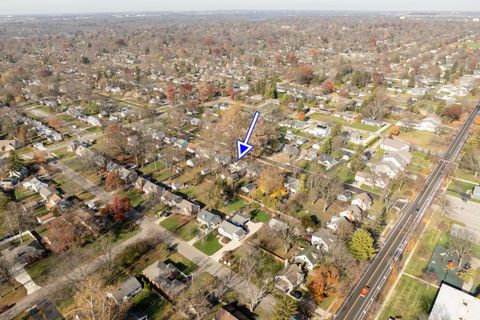 Tiny photo for 2135 Wesleyan Drive, Columbus, OH 43221 (MLS # 225044211)