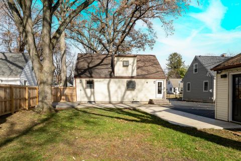 Tiny photo for 2135 Wesleyan Drive, Columbus, OH 43221 (MLS # 225044211)