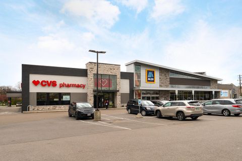 Tiny photo for 2135 Wesleyan Drive, Columbus, OH 43221 (MLS # 225044211)