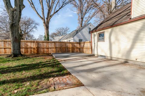 Tiny photo for 2135 Wesleyan Drive, Columbus, OH 43221 (MLS # 225044211)
