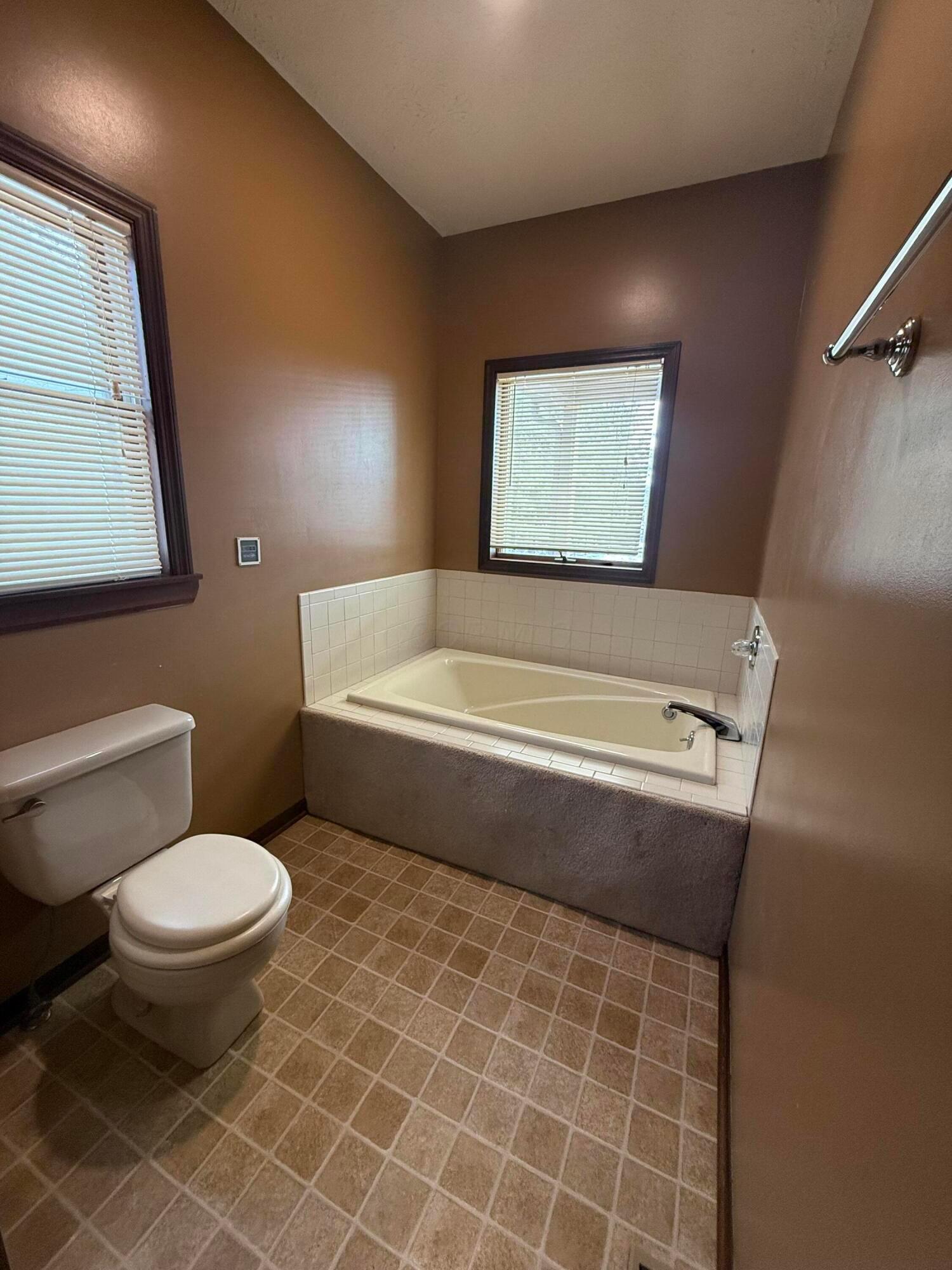 690 Cheshire Road, Delaware, Ohio image 47