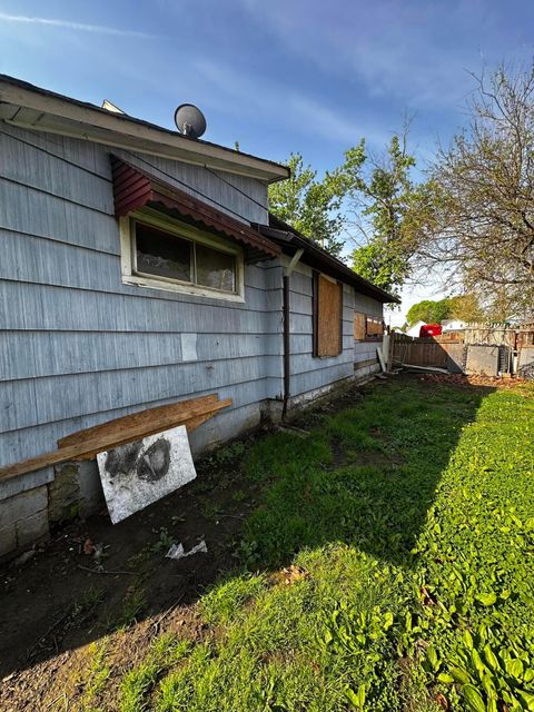 Tiny photo for 20 Conley Avenue, Newark, OH 43055 (MLS # 226015048)