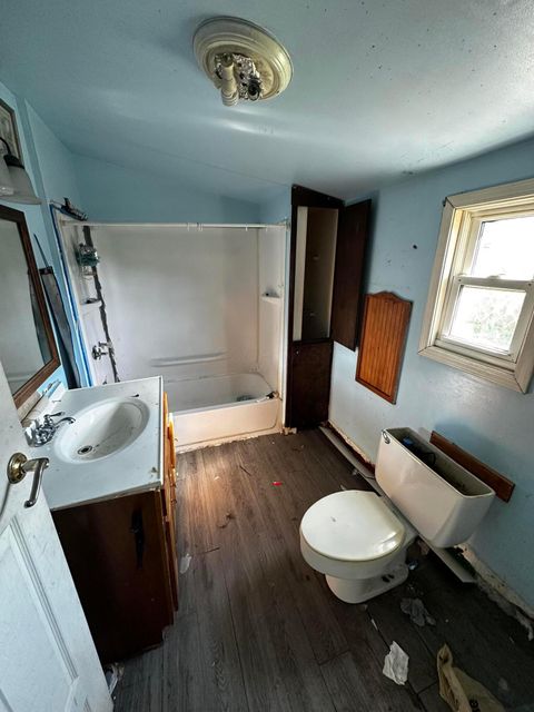 Tiny photo for 20 Conley Avenue, Newark, OH 43055 (MLS # 226015048)