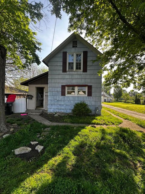 Photo of 20 Conley Avenue, Newark, OH 43055 (MLS # 226015048)