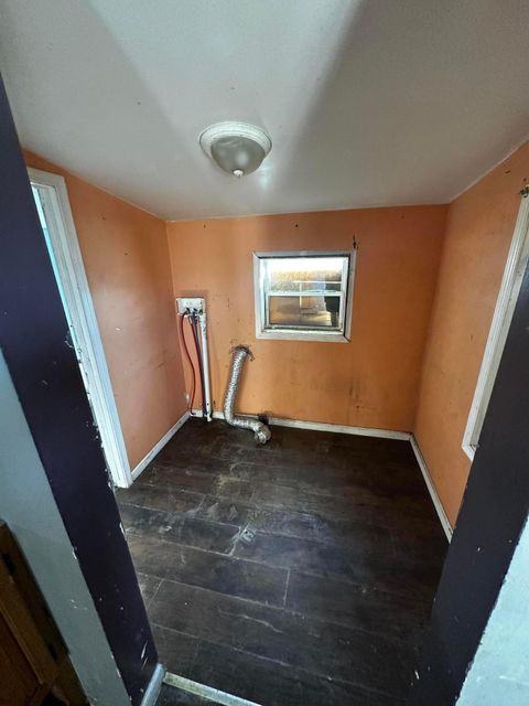 Tiny photo for 20 Conley Avenue, Newark, OH 43055 (MLS # 226015048)