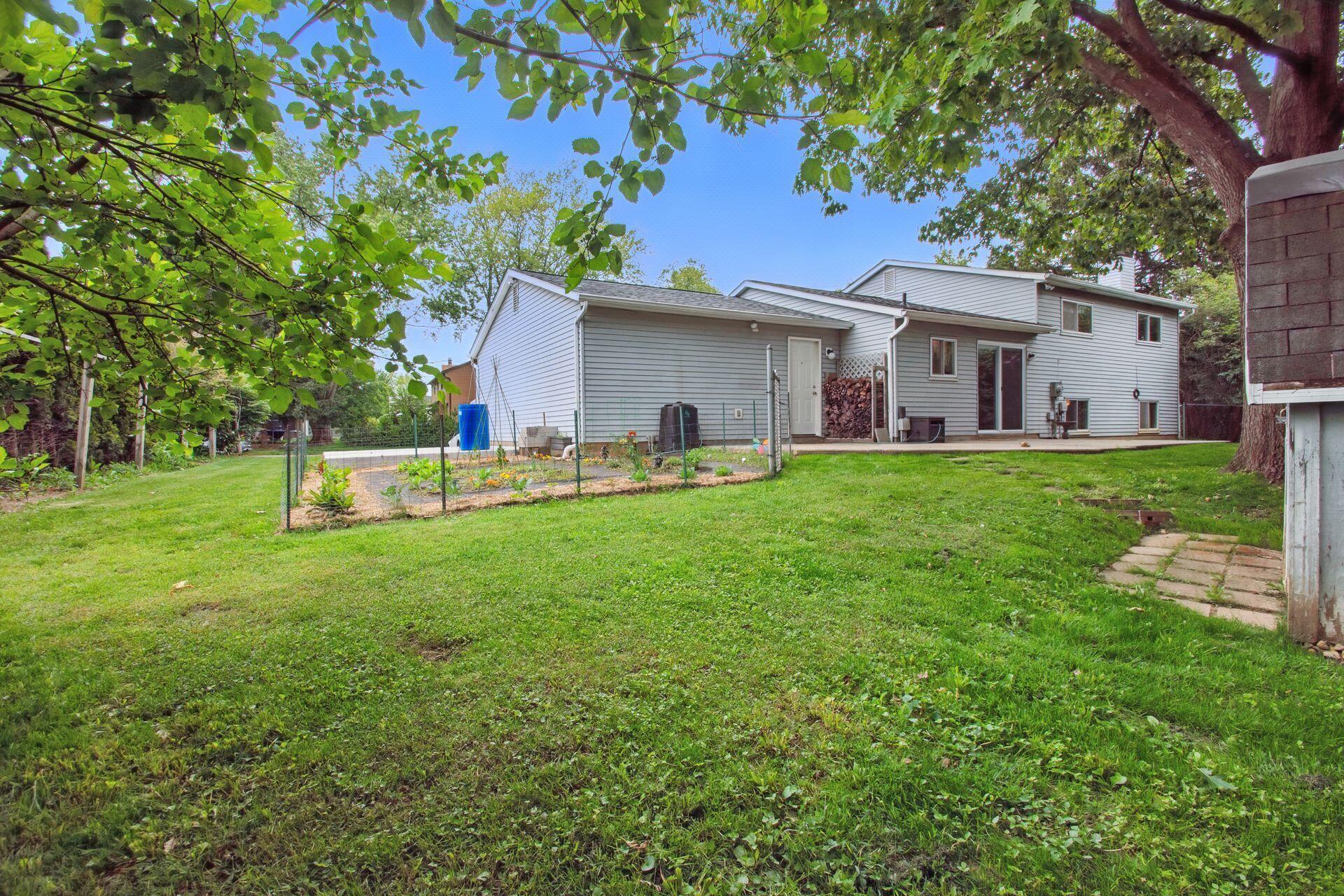 1883 Hamrock Drive, Powell, Ohio image 36