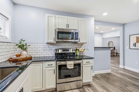 Tiny photo for 1036 Miller Avenue, Columbus, OH 43206 (MLS # 226022125)