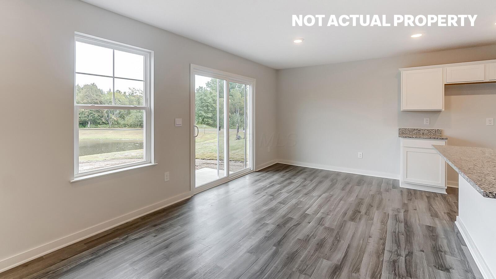 2220 Overlook Way, Newark, Ohio image 9