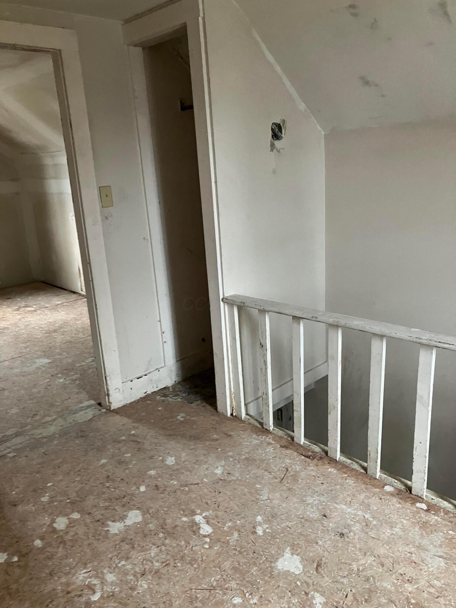 118 Western Avenue, London, Ohio image 16