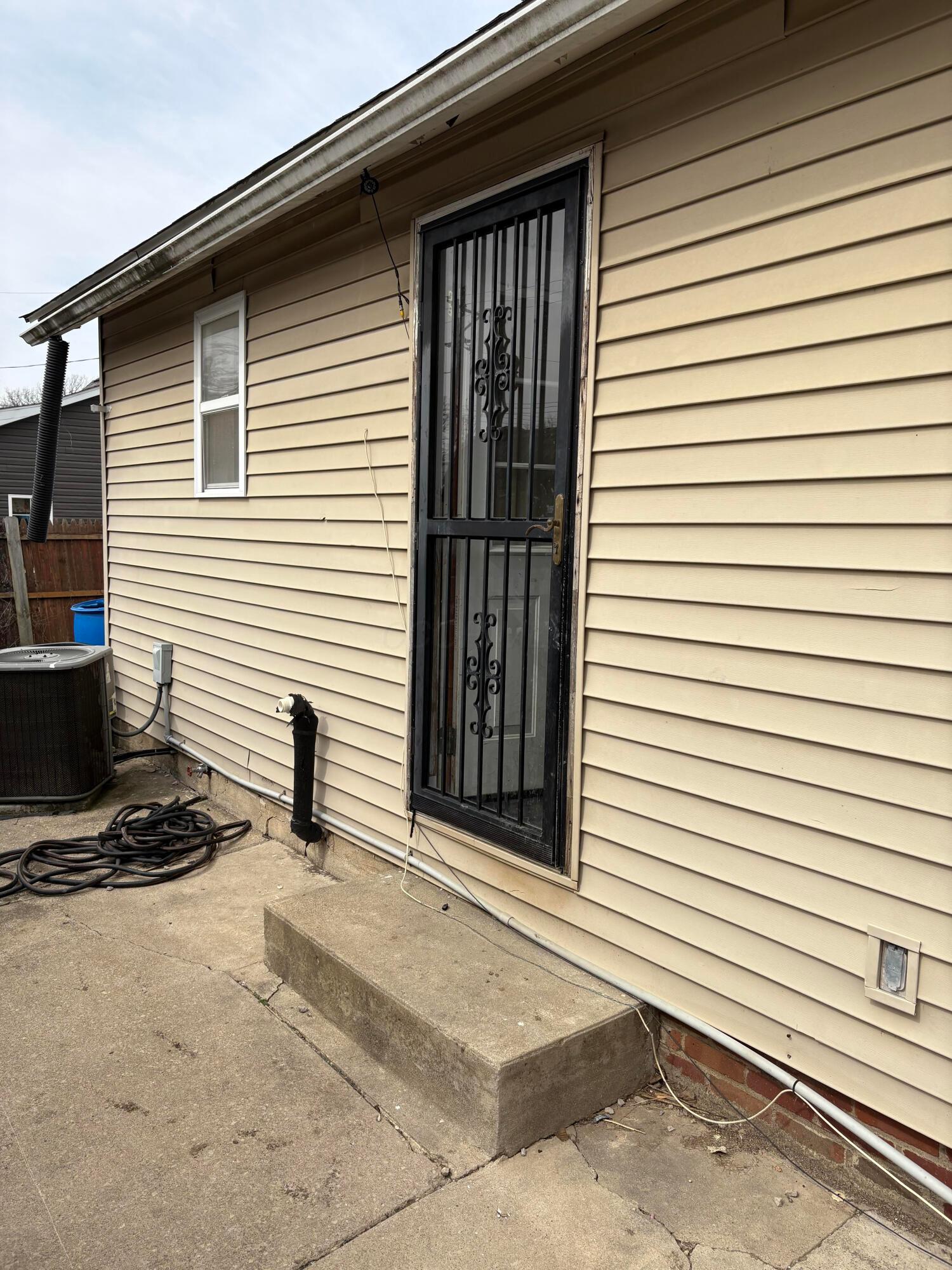 118 Western Avenue, London, Ohio image 6