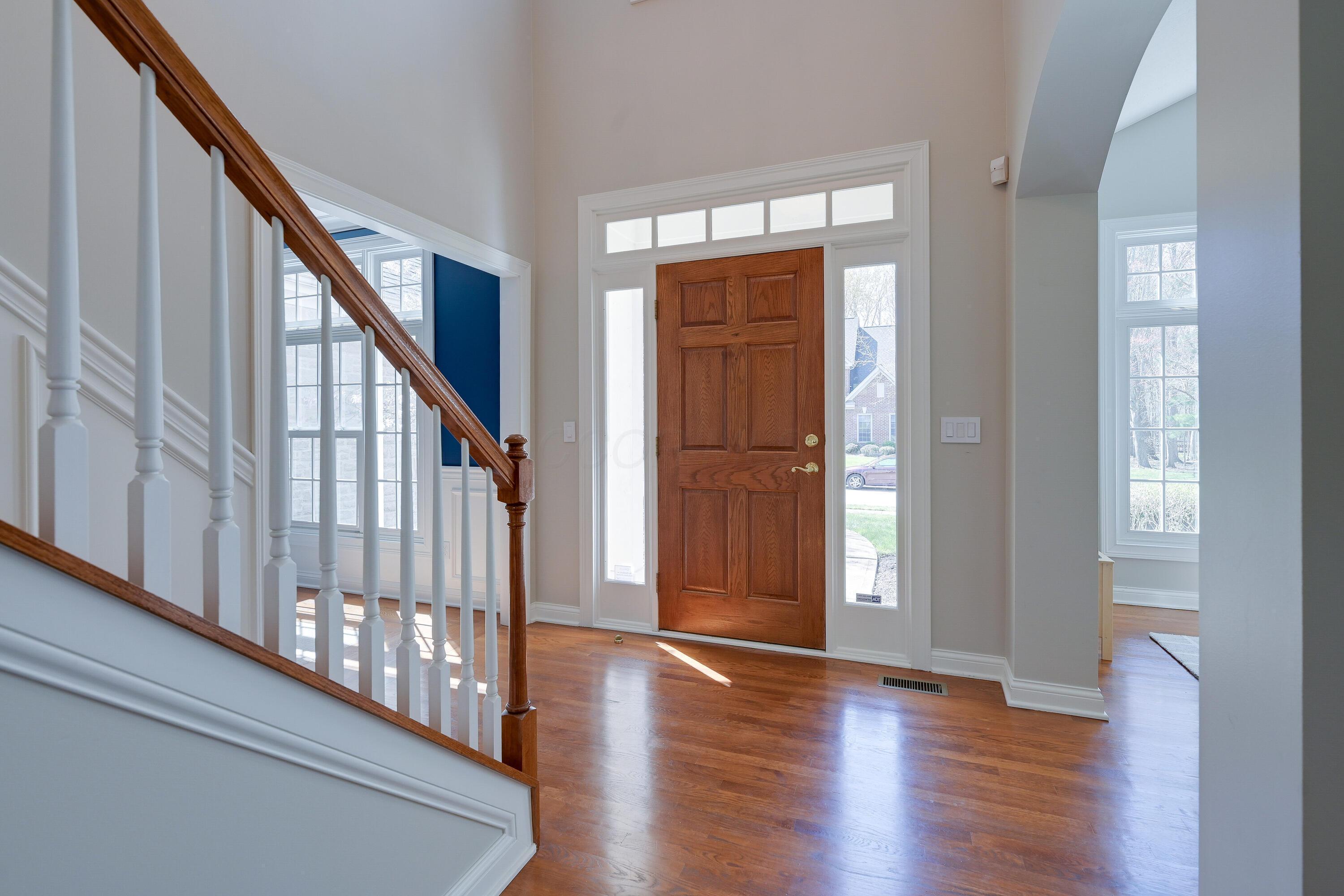 126 Cressingham Lane, Powell, Ohio image 11