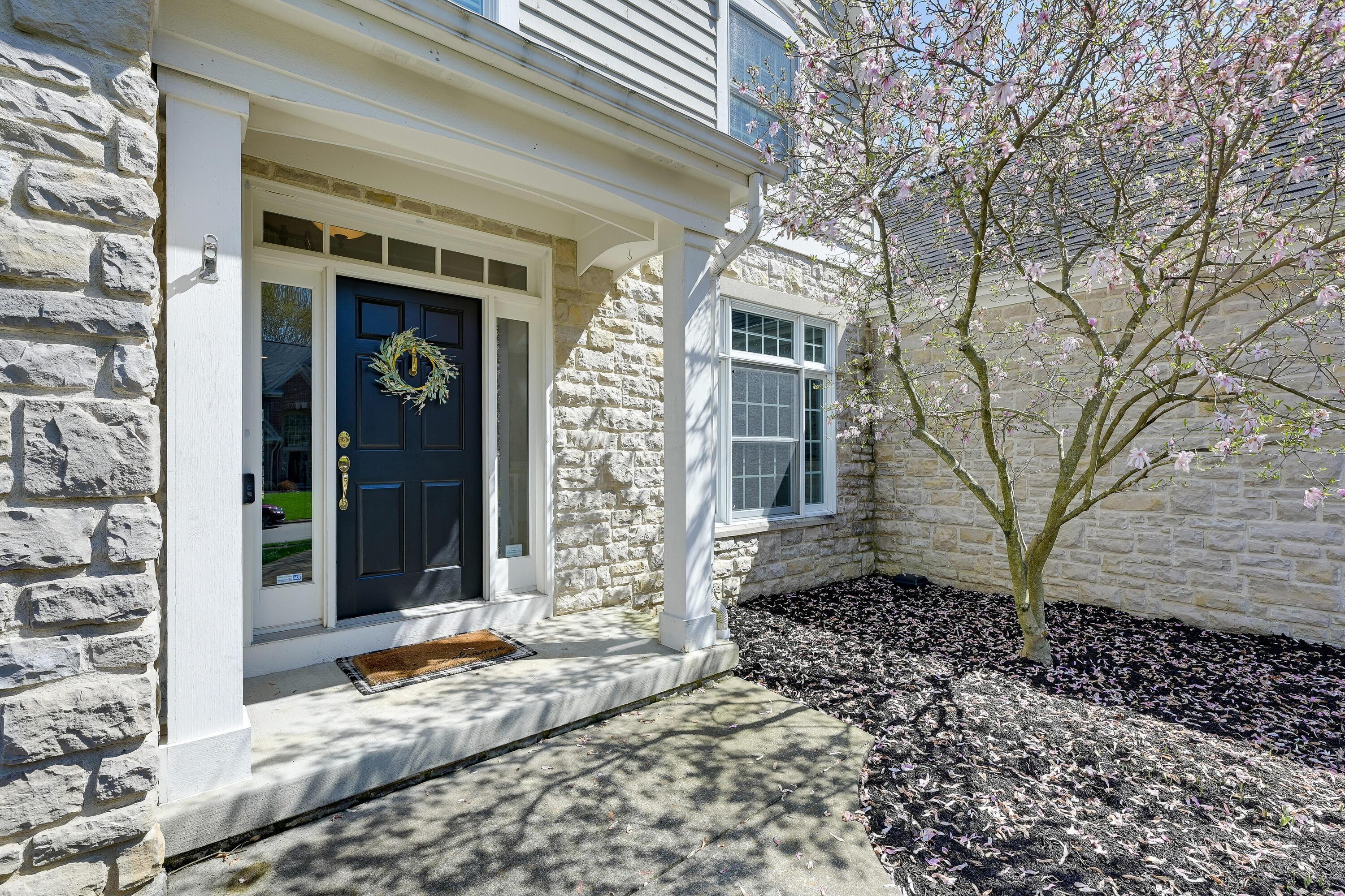 126 Cressingham Lane, Powell, Ohio image 8