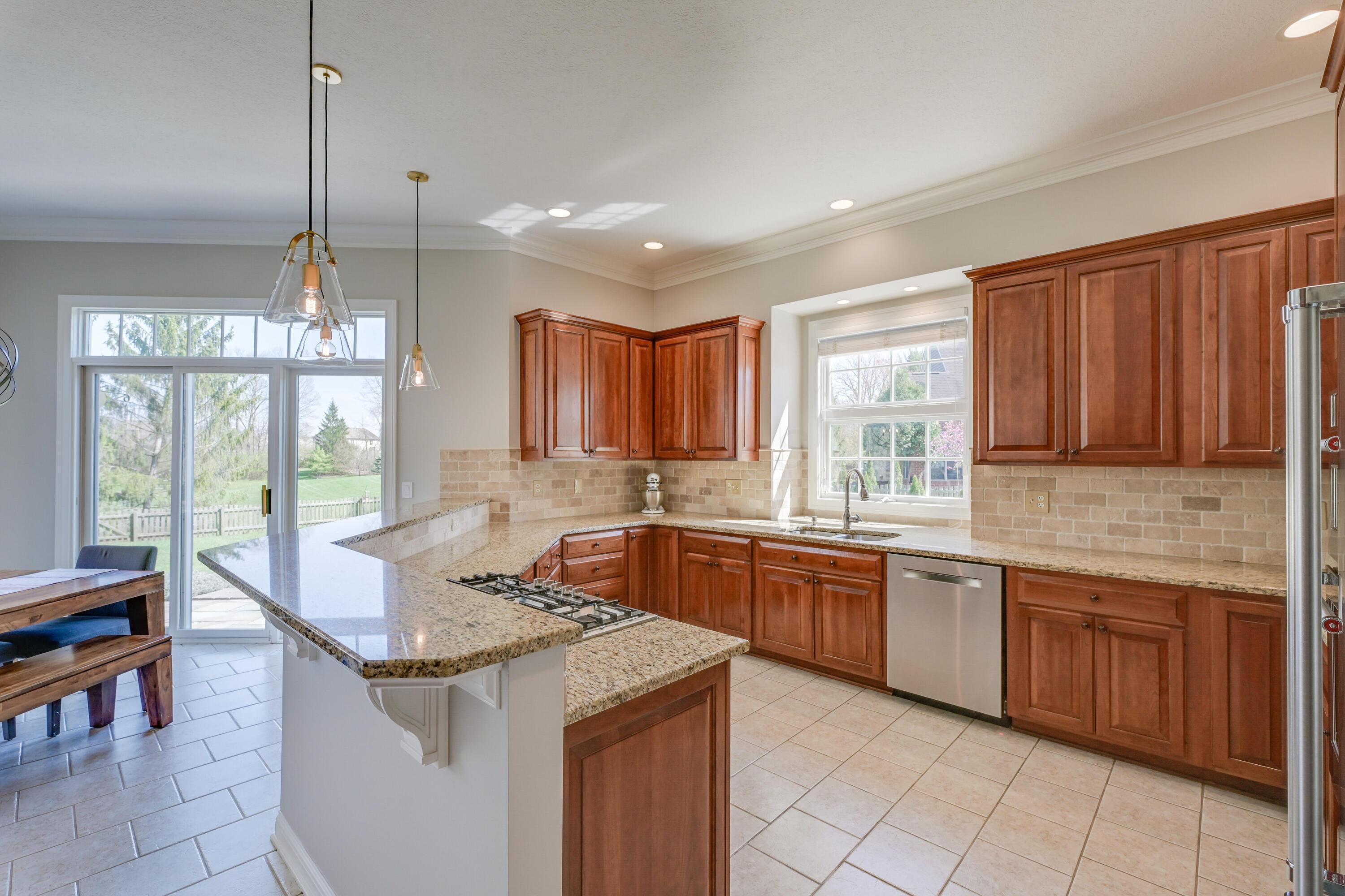 126 Cressingham Lane, Powell, Ohio image 24