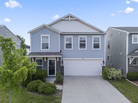 Photo of 3691 Sugarbark Drive, Canal Winchester, OH 43110 (MLS # 226018072)