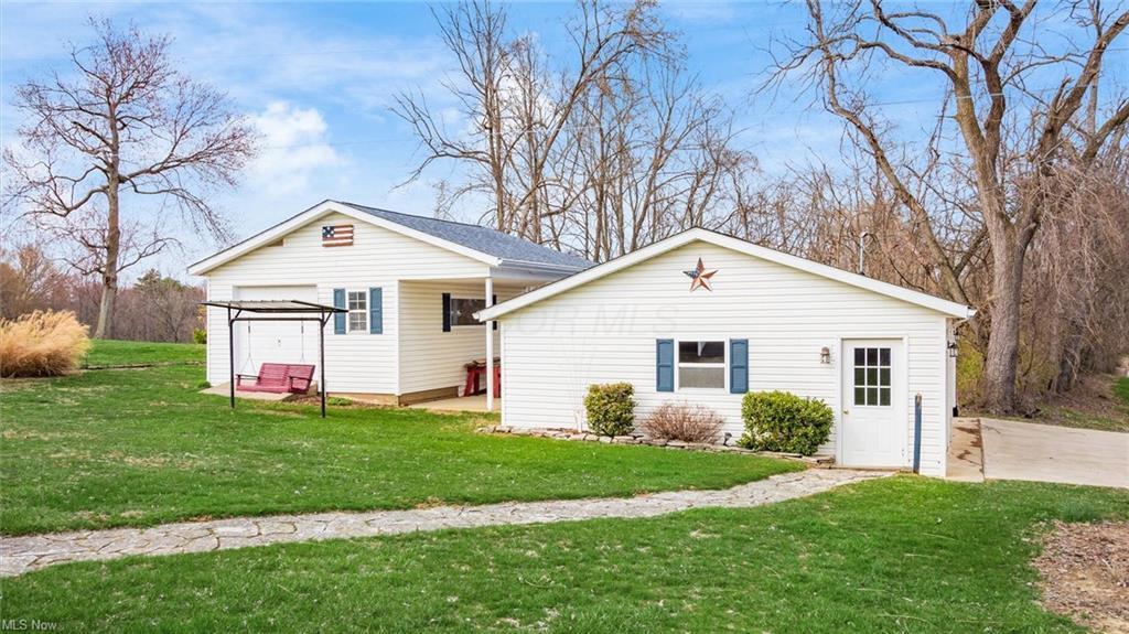 3785 Greengold Drive, Zanesville, Ohio image 5