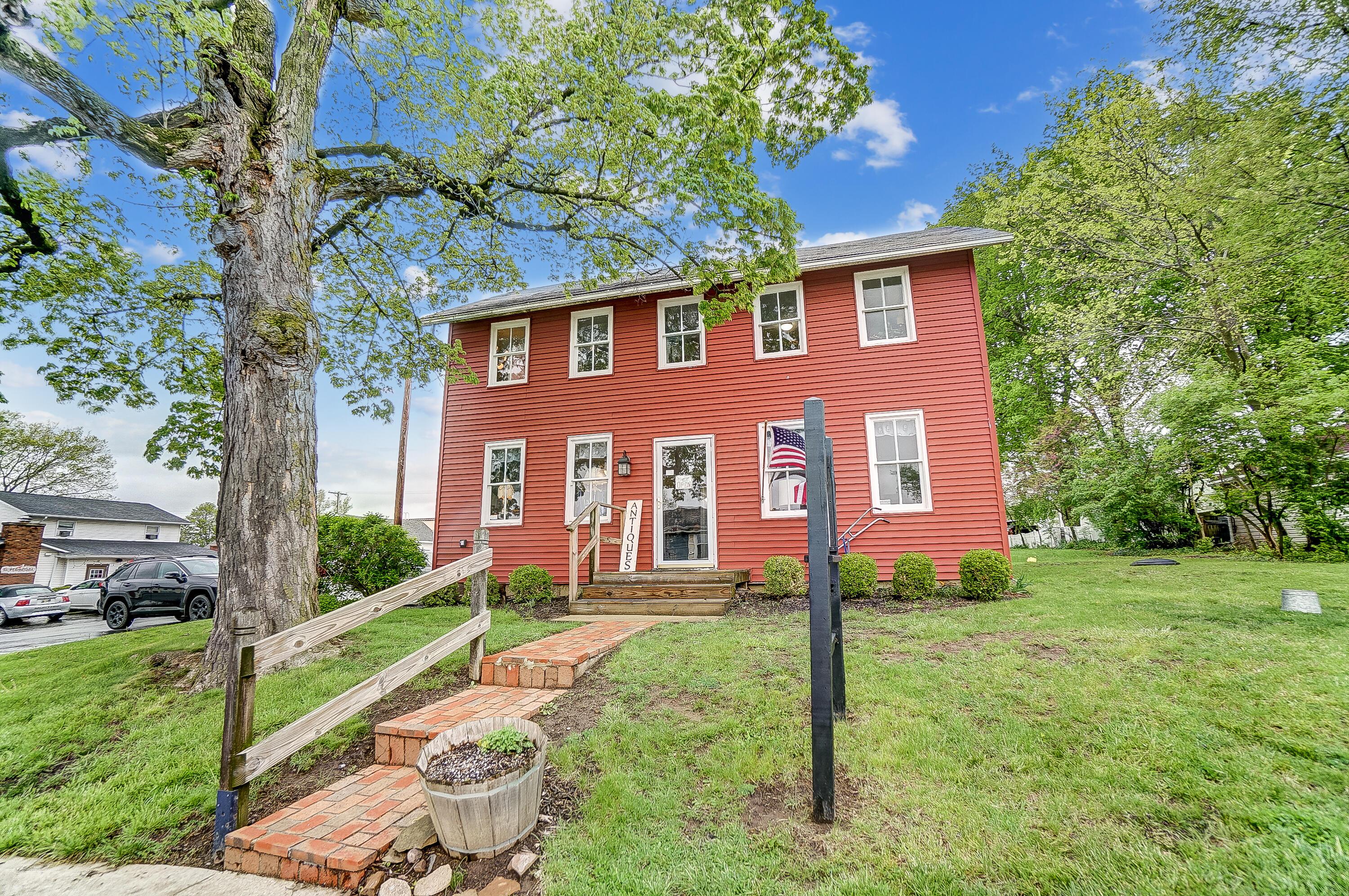 70 E Columbus Street, Lithopolis, Ohio image 2