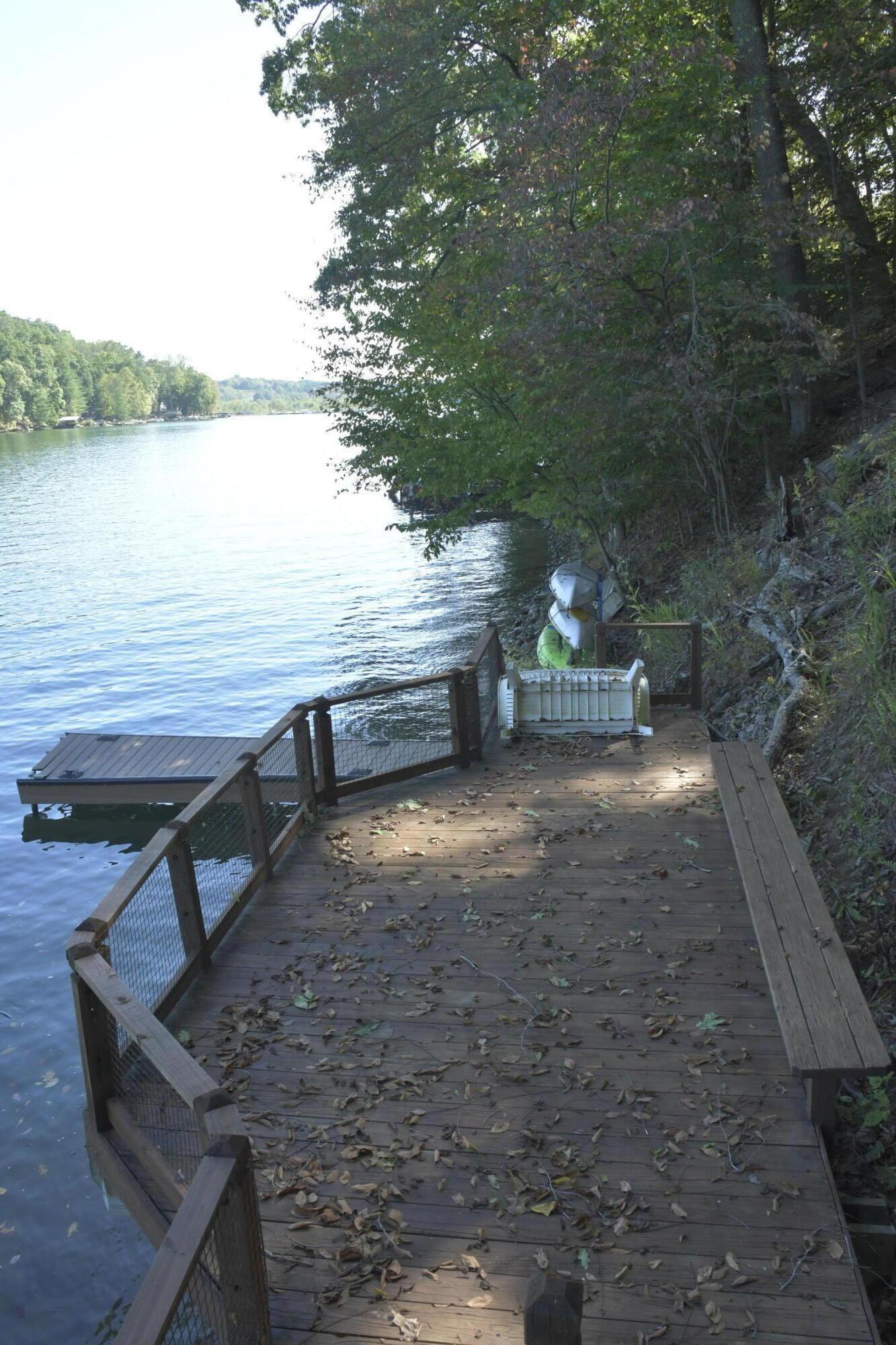 1216 Taos Lane, Sugar Grove, Ohio image 13