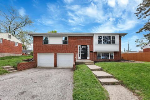 Photo of 2851 Proctor Drive, Columbus, OH 43209 (MLS # 226011968)
