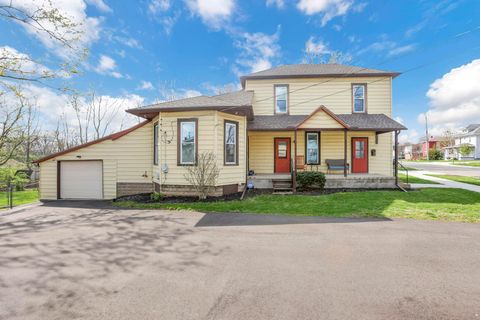 Photo of 123 Elwood Avenue, Marysville, OH 43040 (MLS # 226011306)