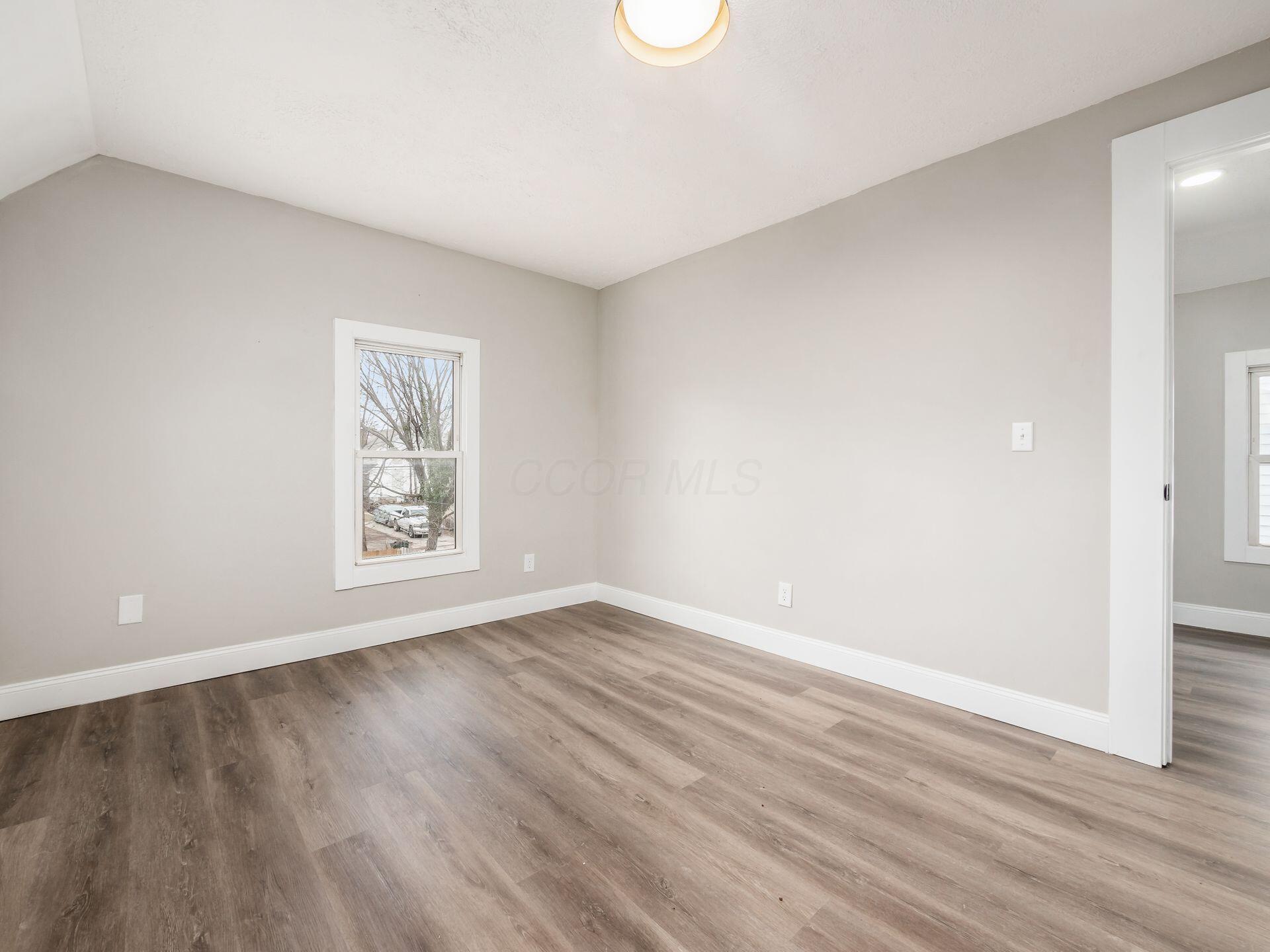 925 Miller Avenue, Columbus, Ohio image 23