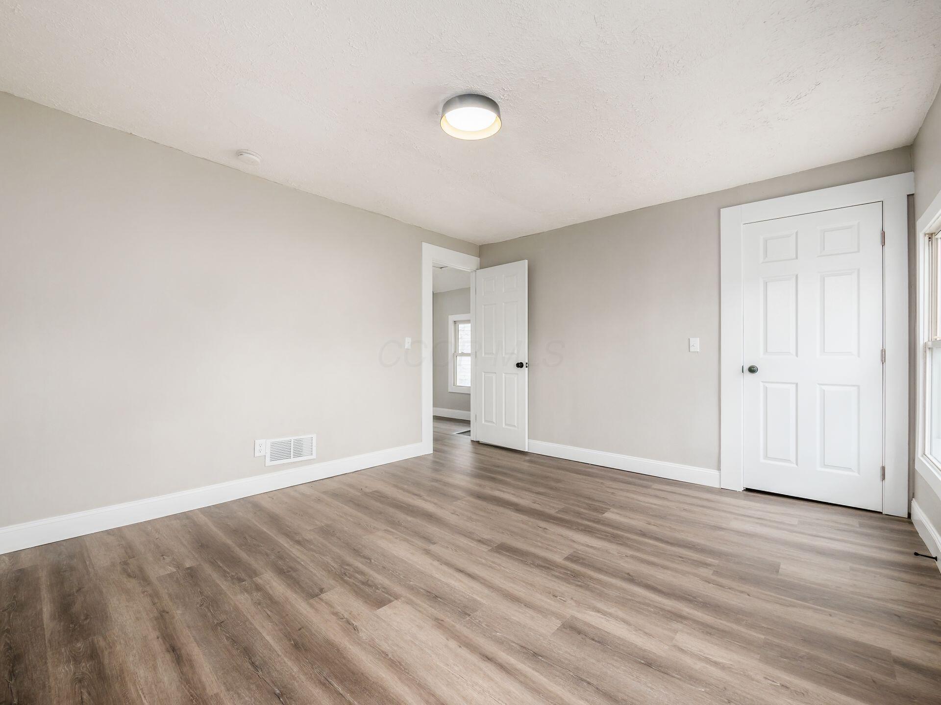 925 Miller Avenue, Columbus, Ohio image 19