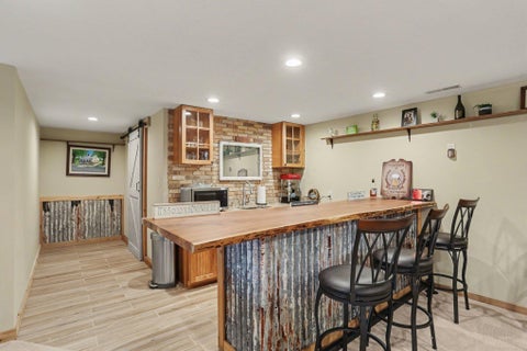Tiny photo for 922 Fairway Drive, Howard, OH 43028 (MLS # 226029227)